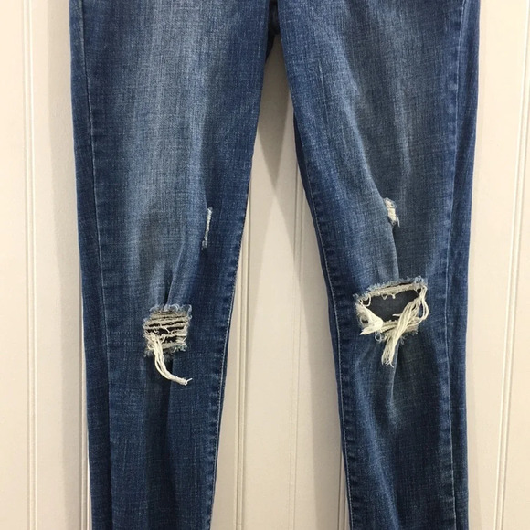 Levis 721 High Rise Skinny Jeans Womens 26‎ Medium Wash Cotton Distressed Denim - Picture 3 of 13